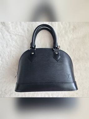 Louis Vuitton Black Epi Alma BB Crossbody Bag